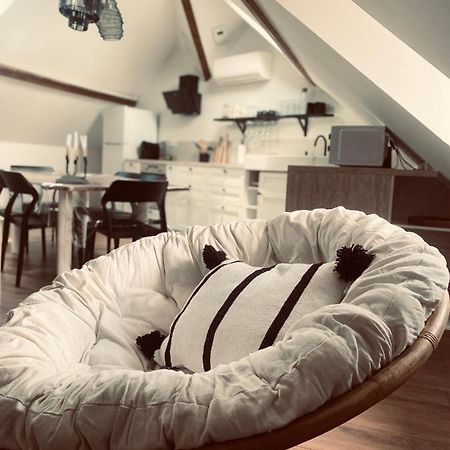 T3 Kokon Lumineux & Chaleureux, Parking, Climatisation Apartment Bagneres-de-Bigorre Luaran gambar